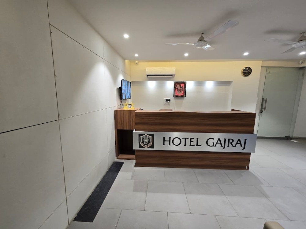 Gajraj Hotel