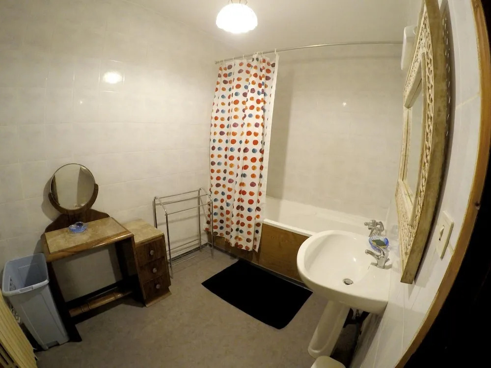 House With 3 Bedrooms in Lagrasse, With Pool Access, Furnished Terrace