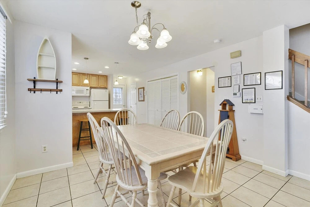 12 Seabreeze Village 26 Mckinley Ave. by Long & Foster