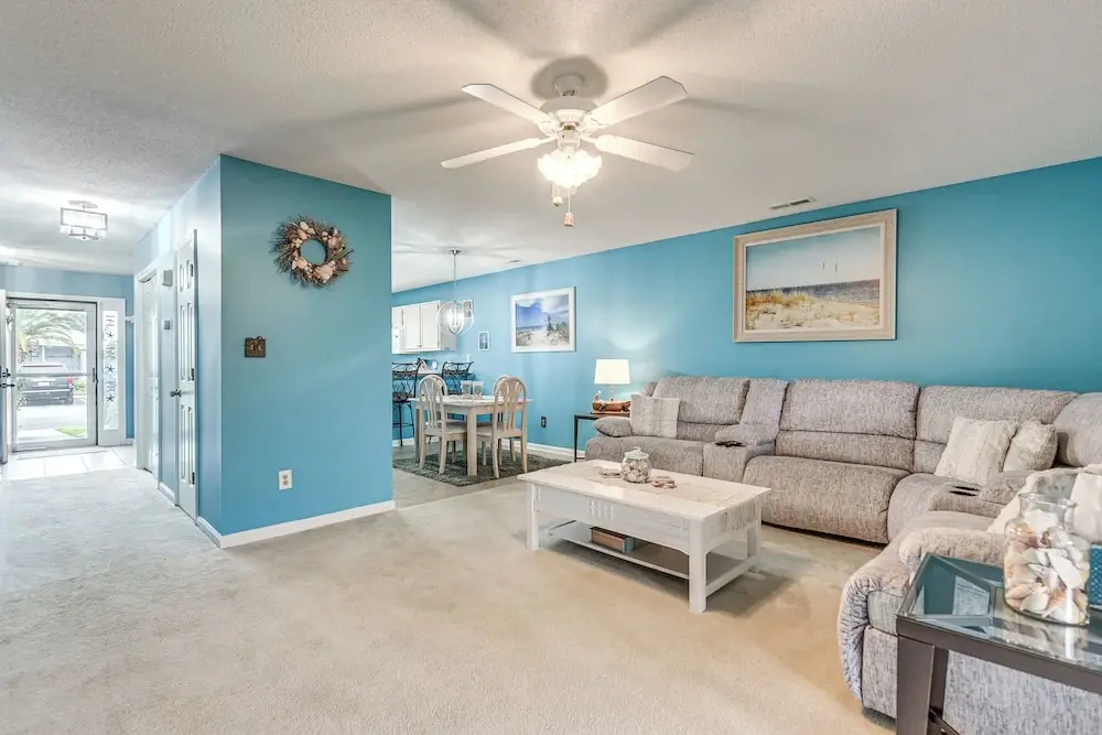 Warm Weather Escape! Golf & Relax in Little River