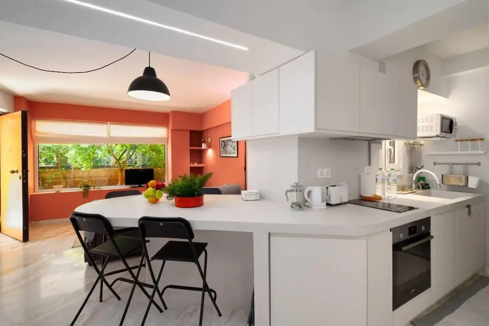 Gly3 65m2 Sunshine Oasis in Glyfada