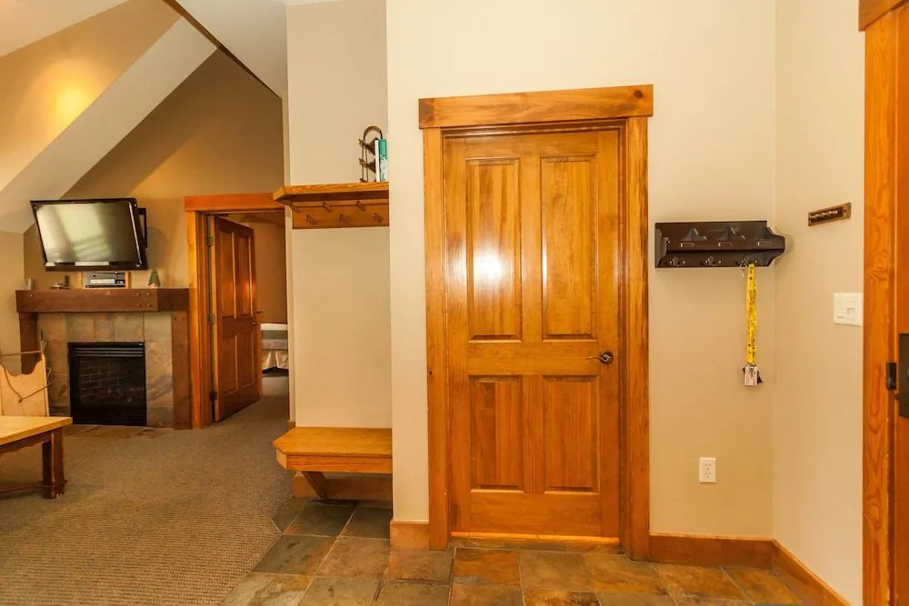 Springs #8905 - 2 Br Condo