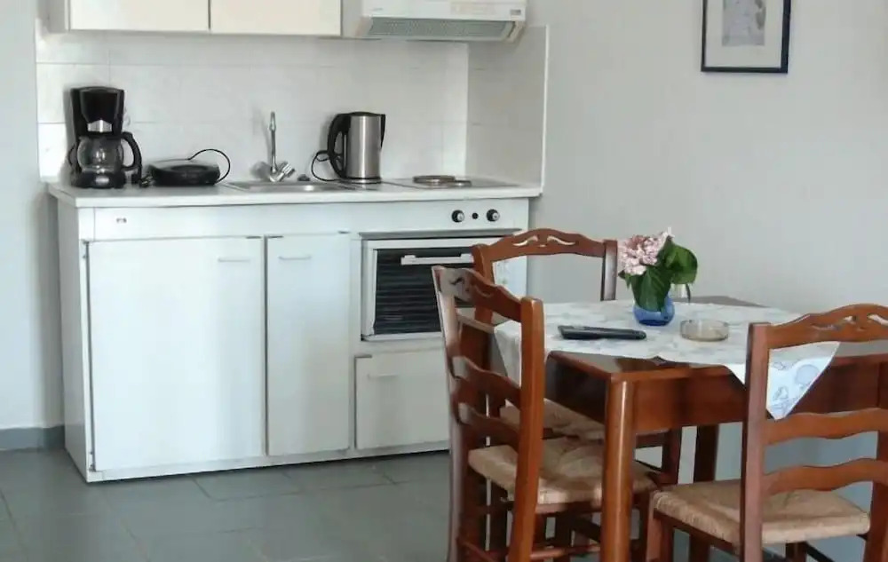 Erato Apartments