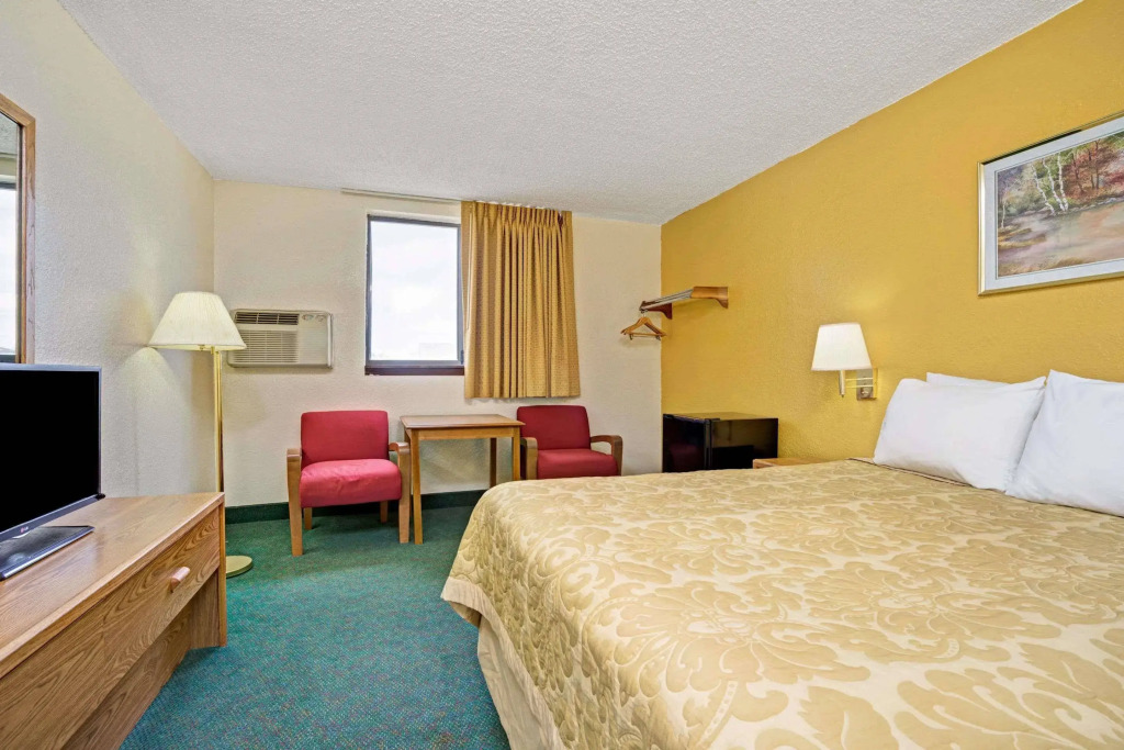 Bison Plains Lodge