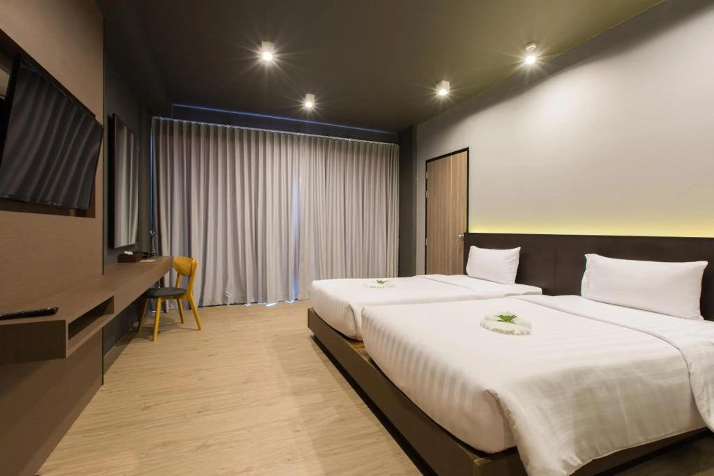 Maya Phuket Airport Hotel-Naiyang Beach