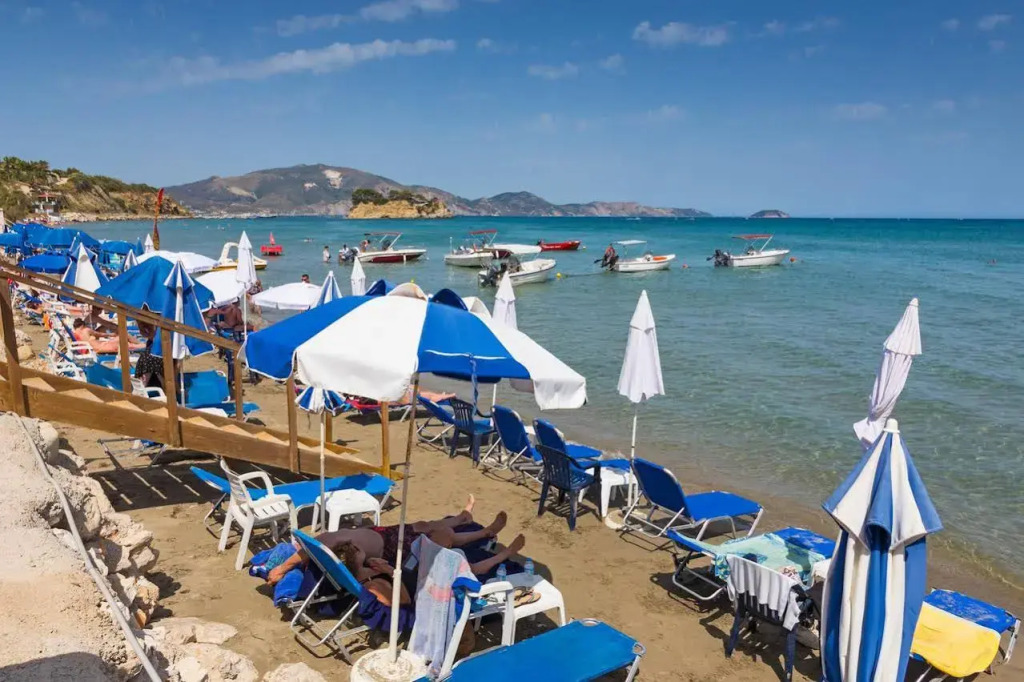 Cameo Beach Resort