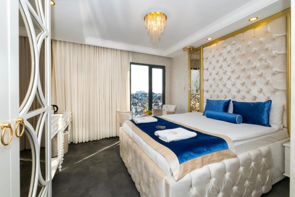 Leslion Luxury Hotel