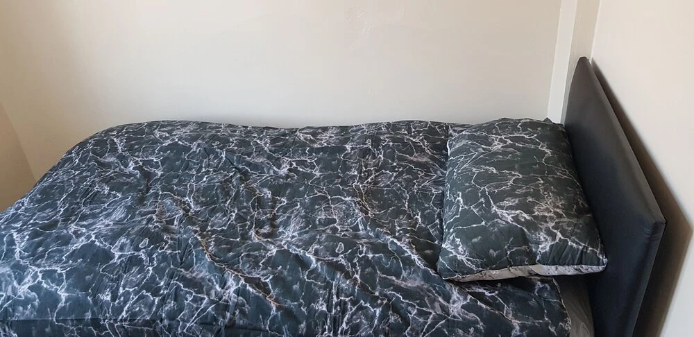 Immaculate 6-bed House in Luton Near Town Center