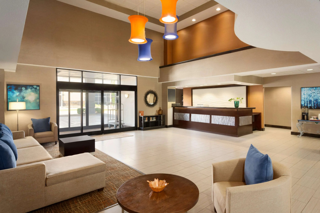 Townhome Inn & Suites by IHG