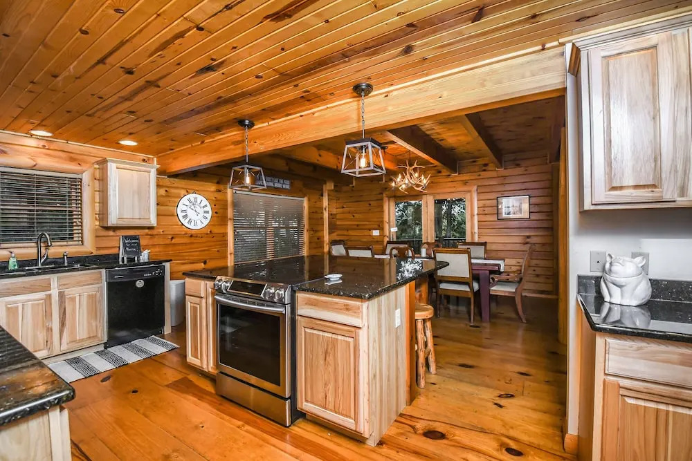 Peak of Perfection 5 Bedroom House