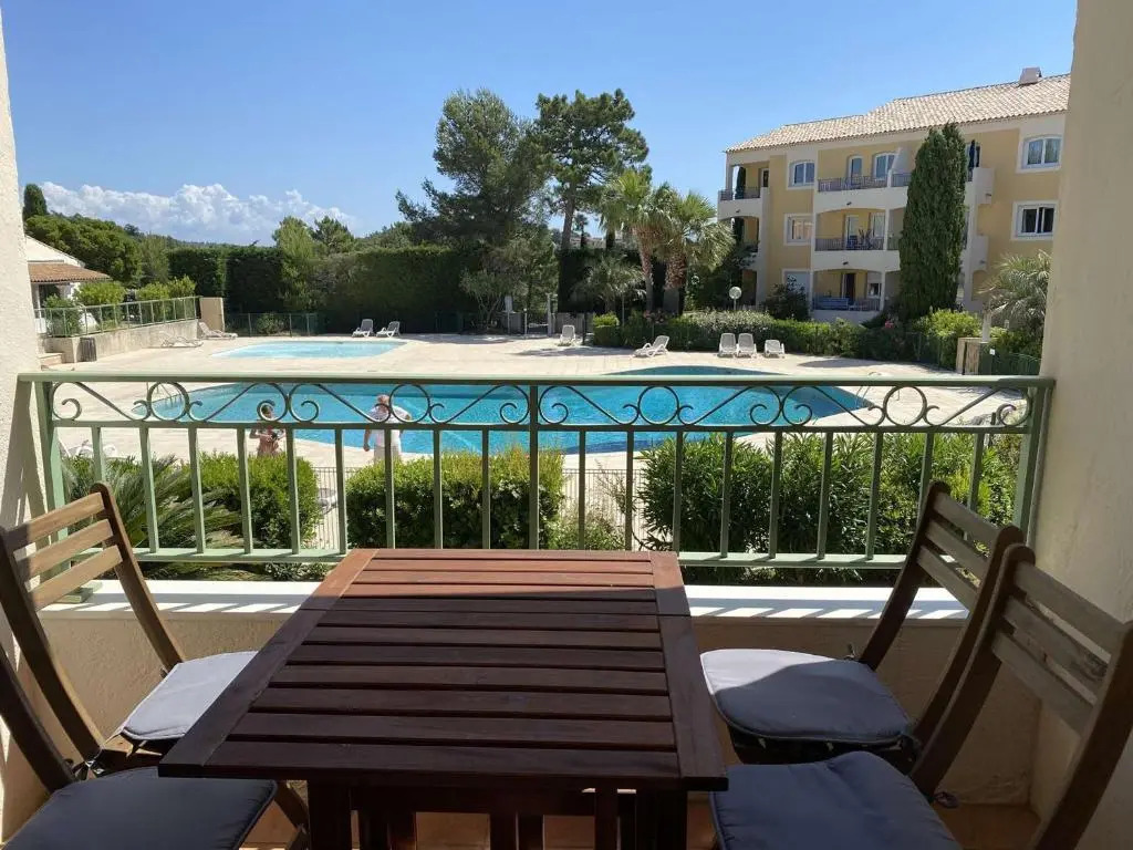 Appartement Les Issambres, 2 pièces, 4 personnes - FR-1-226-465