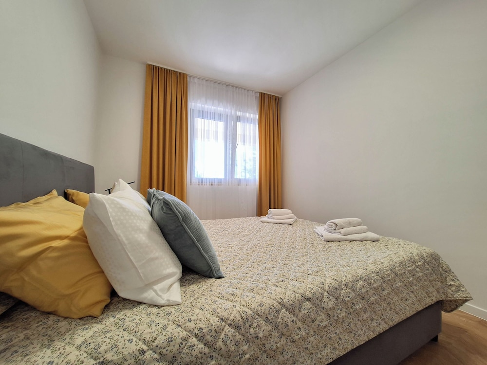 Apartments Zoran