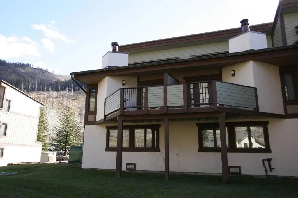 Meadow Creek Townhome by Vail Realty