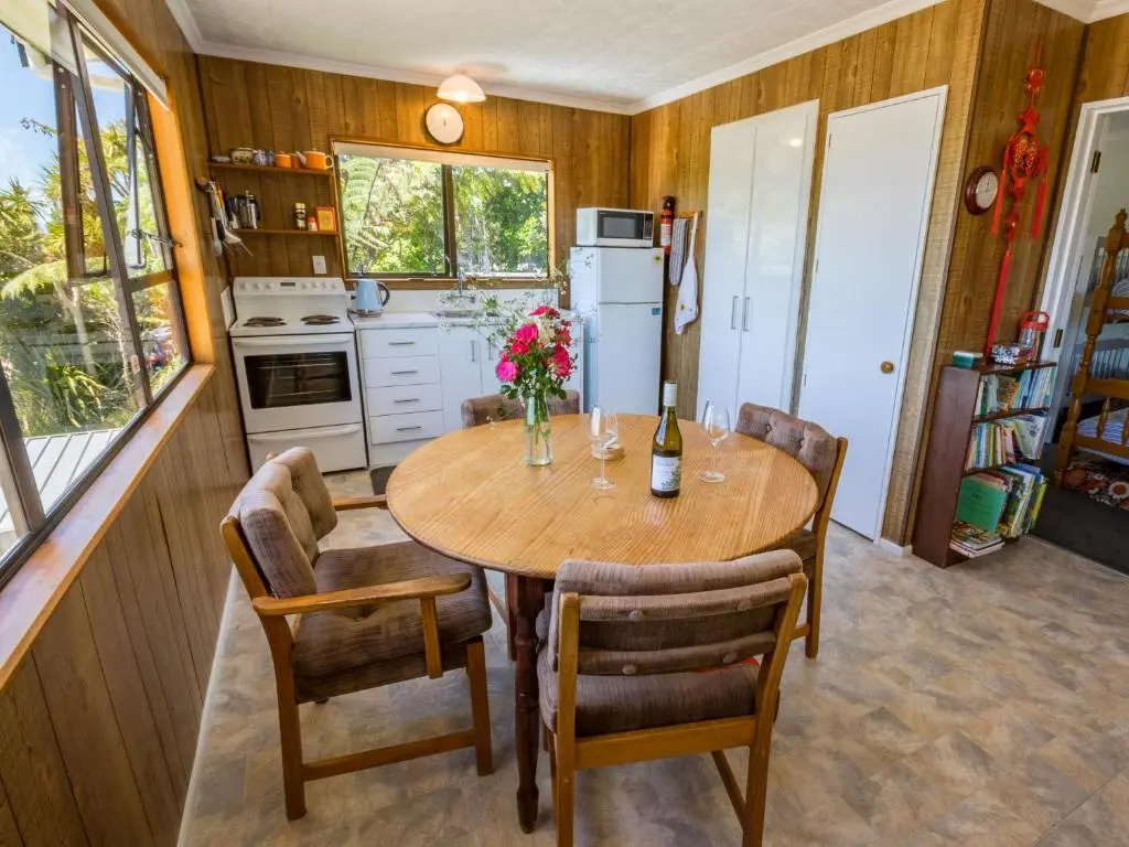 Tidal Treasure - Collingwood Holiday Home