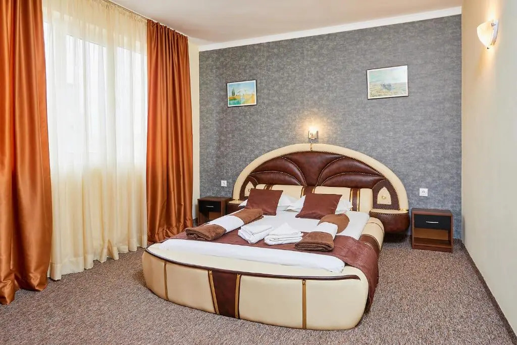 Peneka Hotel