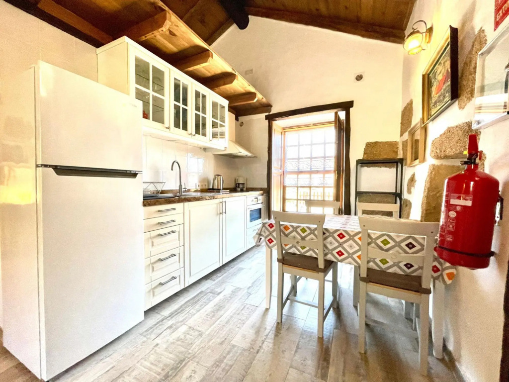 Rural house with private pool, BBQ and ocean view