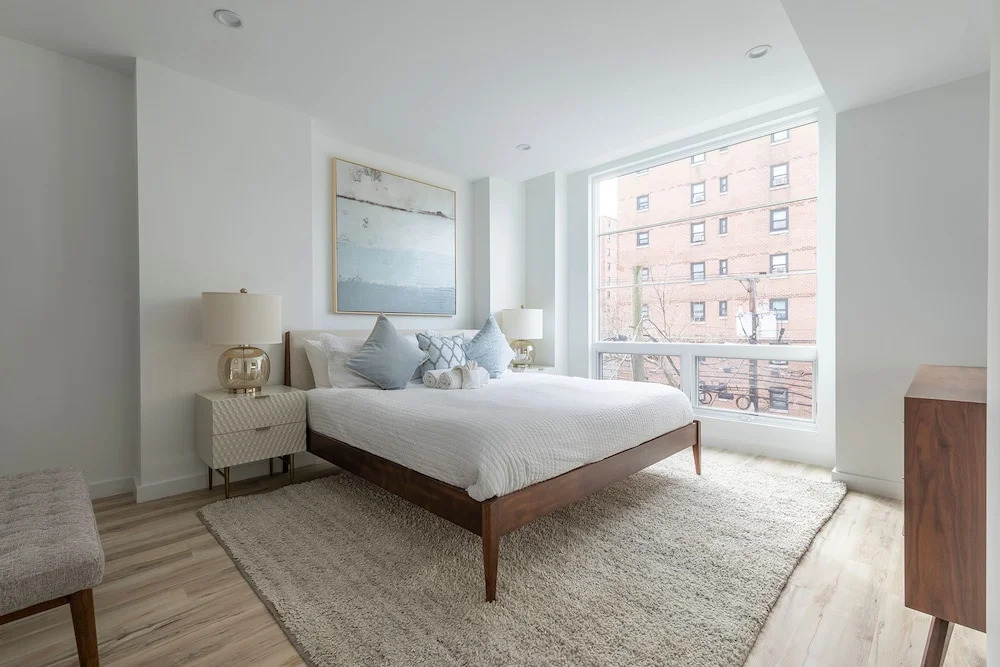 Sun-drenched 3BR Loft With Outdoor Space Near NYC