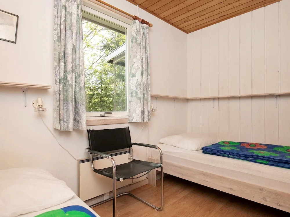 Cozy Holiday Home at Hals Jutland With Roofed Terrace
