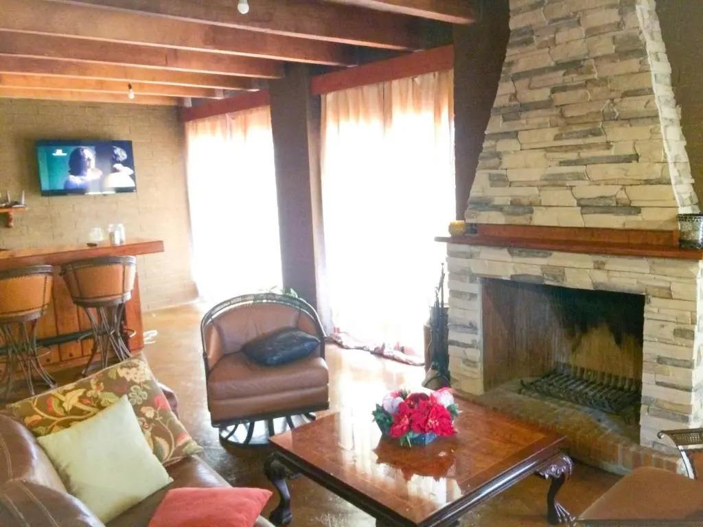 Luxurious Cabin Retreat in Tapalpa 4 Bedrooms 6 Bathrooms