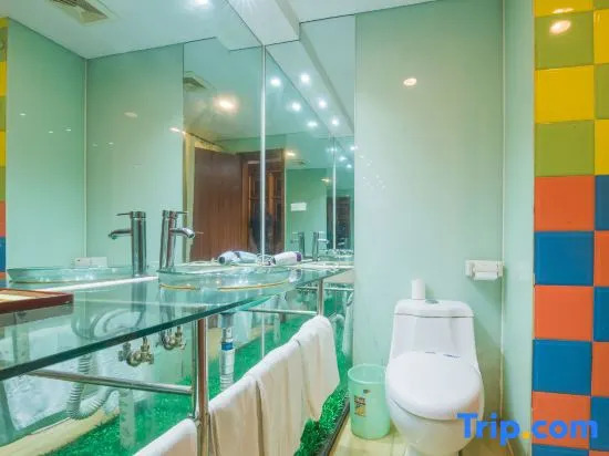 Junyi Hotel (Fuzhou Dongjiekou Metro Station, Sanfang Qixiang)
