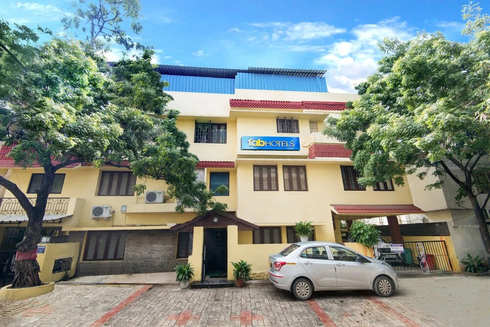 FabHotel T Nagar Chennai Stay