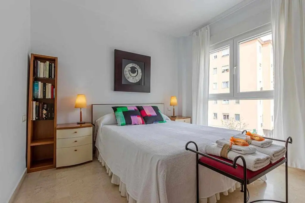 797 Holiday Rentals - Elegante apartamento para 2 en Torremolinos.
