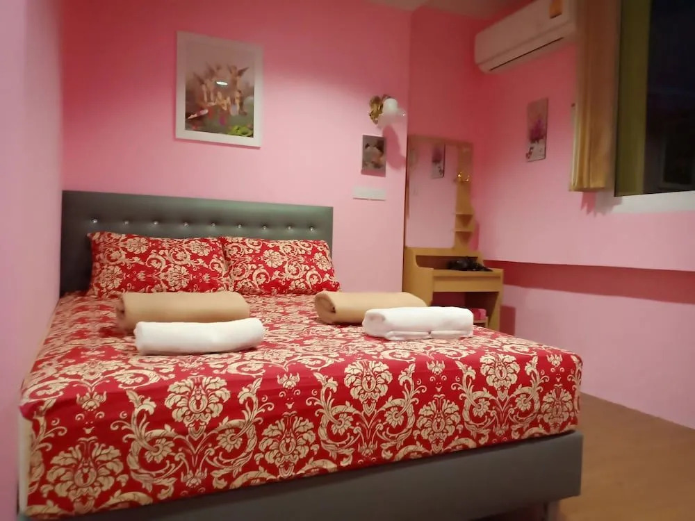 Santo House