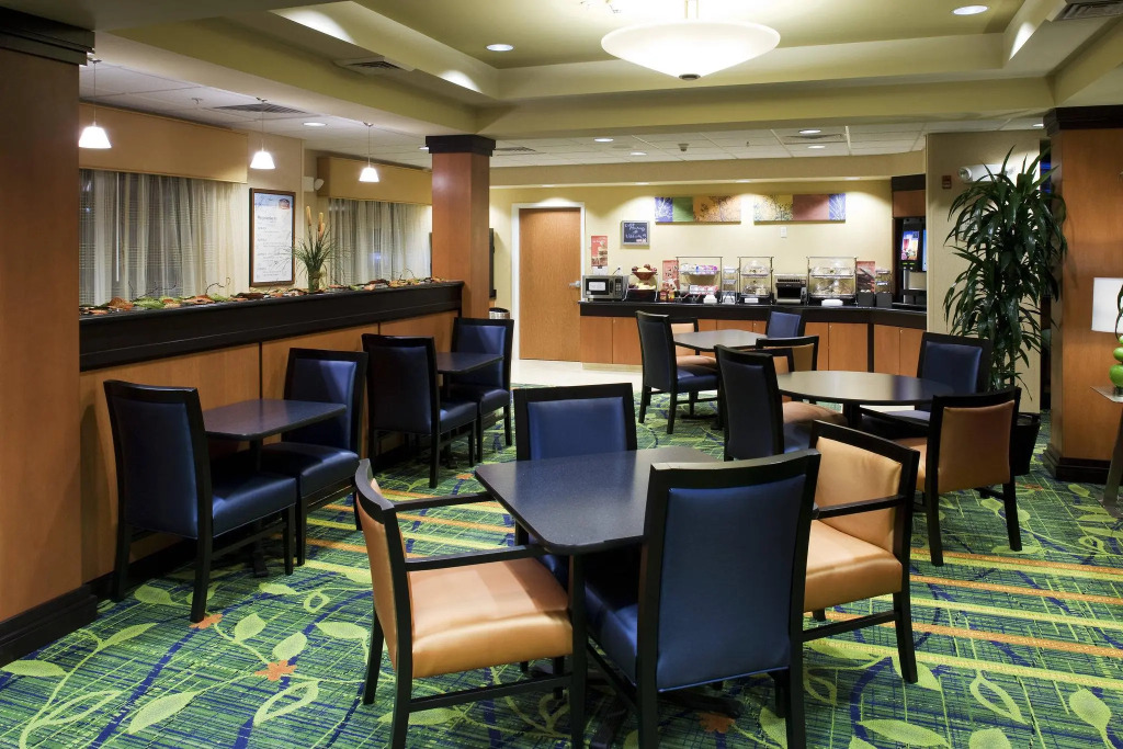 Fairfield Inn & Suites Kansas City Overland Park