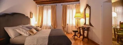 Leone Marciano Venice Apartment with independent and private entrance