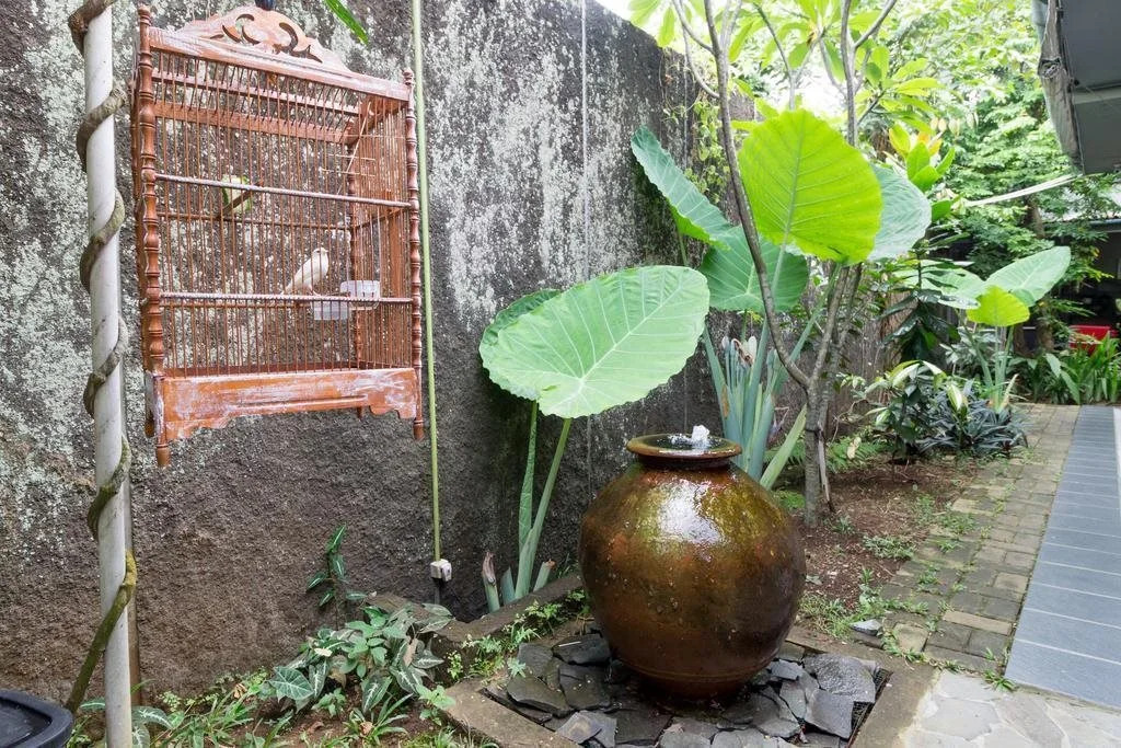 Jeng Tini Guest House