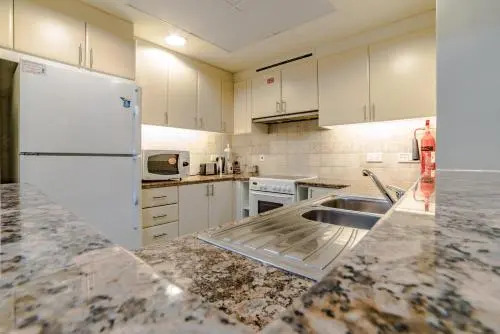 Vacation Bay - Brand New 2 BR in MESK Tower
