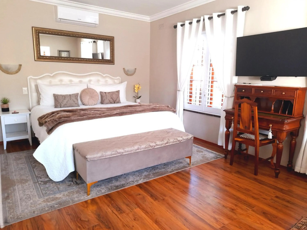 Meerendal Cottage-Affordable Luxury