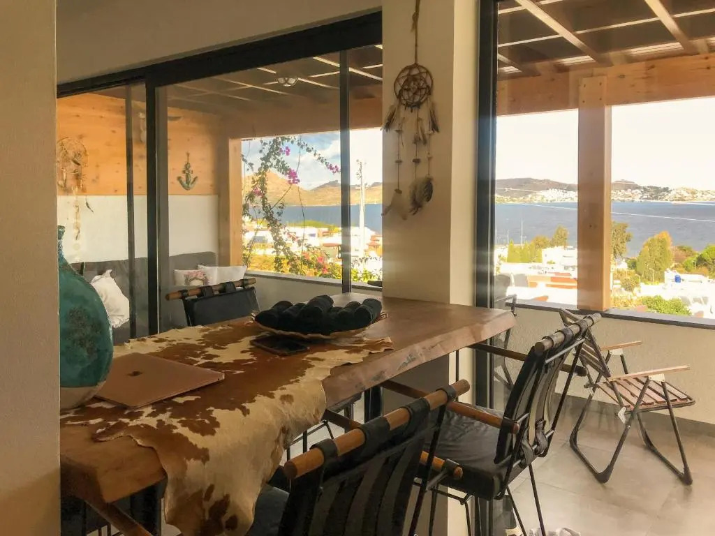 3 Bedroom Villa With Great View Walking Distance to Yalikavak Marina