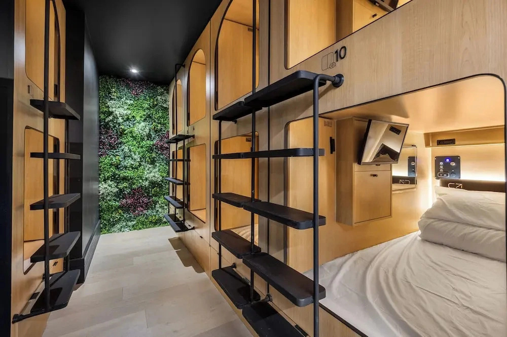 Capsule Residence