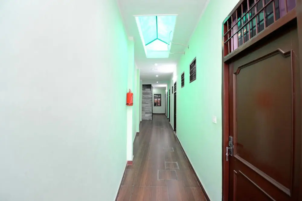 OYO 28097 Hotel Park View