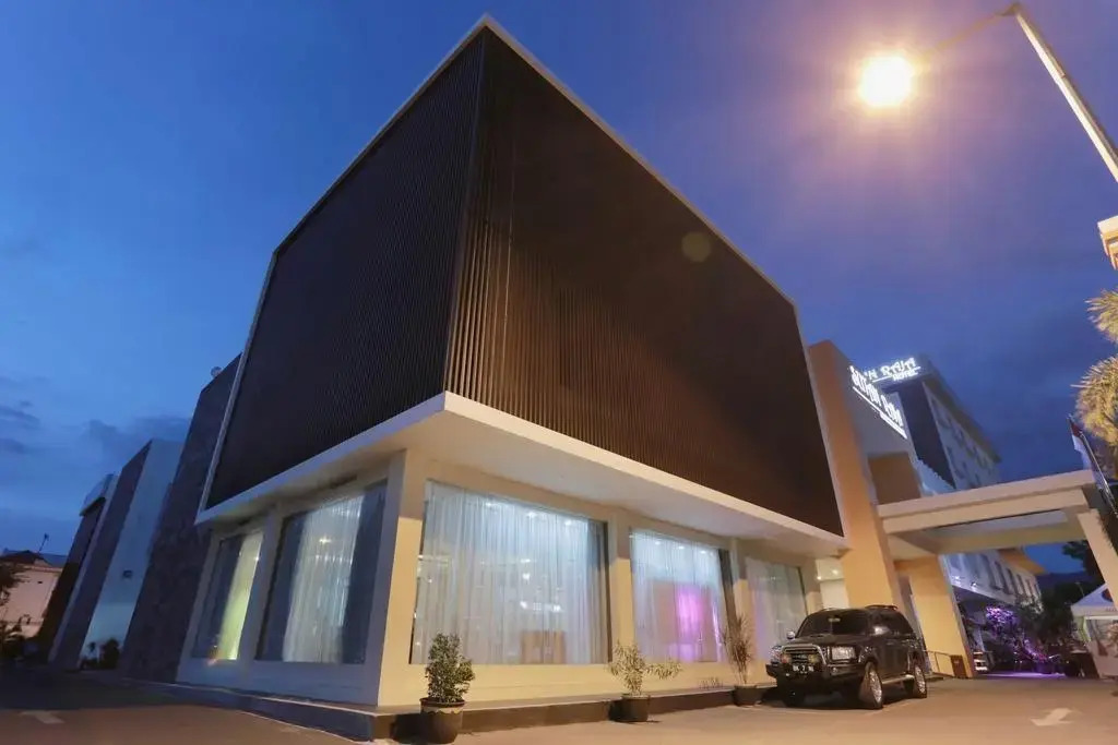 Sutan Raja Hotel & Convention Palu