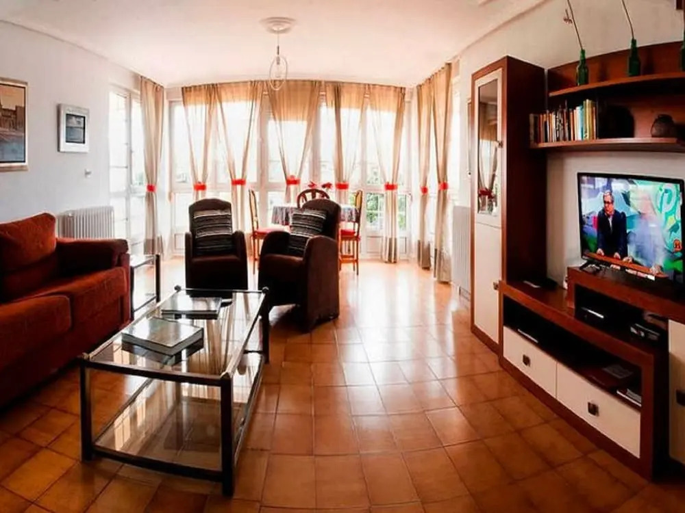 Premium Holiday Home in Gijon With Garden