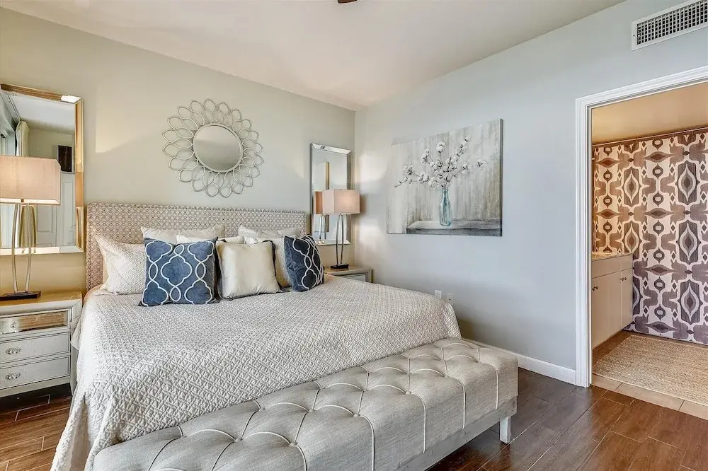 Shores Of Panama 620-sleeps 8, Free Fun! Reserved Parking Space! Updated! 2 Bedroom Condo by RedAwning