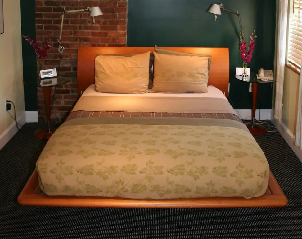 Encore Bed & Breakfast