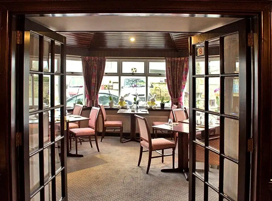 Sunninghill Hotel