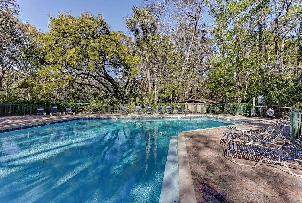 Club Villas Condo With Pool Access by Redawning