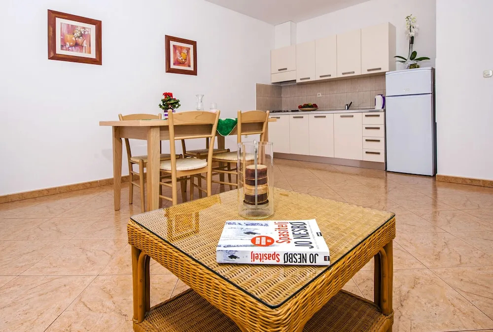 Apartments Bella