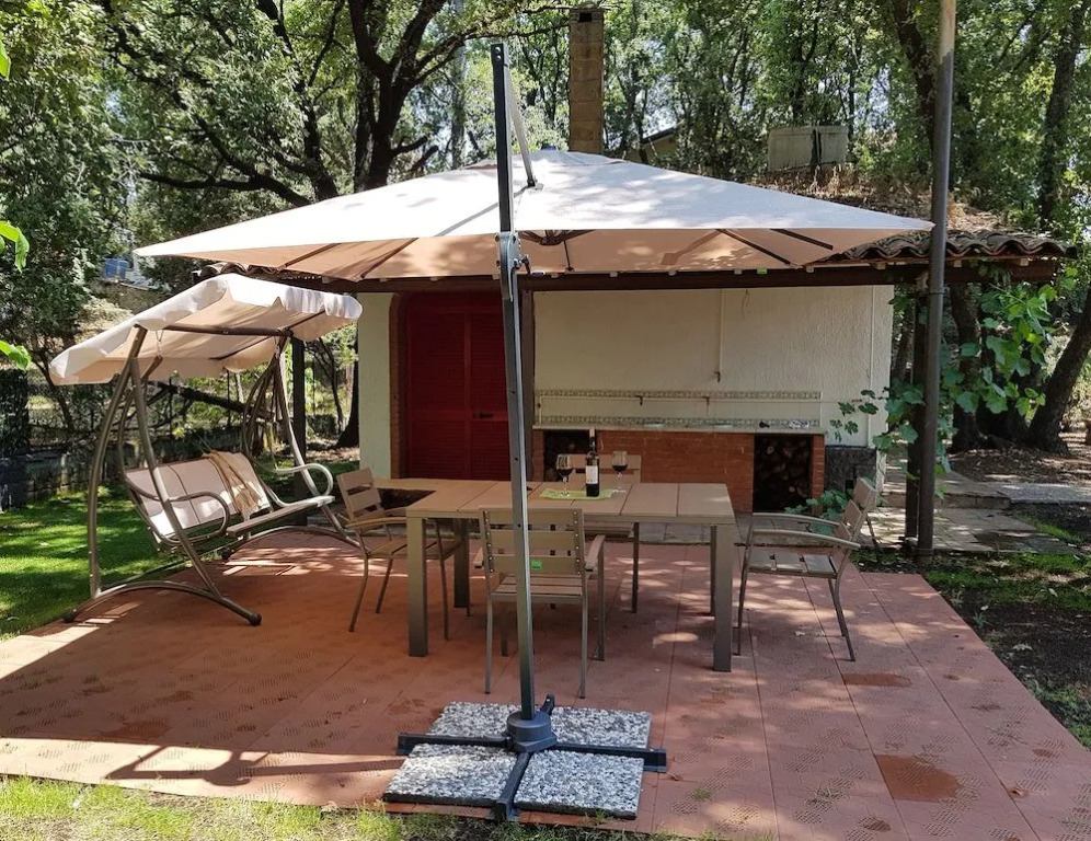 Chalet in the Woods Nestled in the oak Forest in Monterosso Etneo