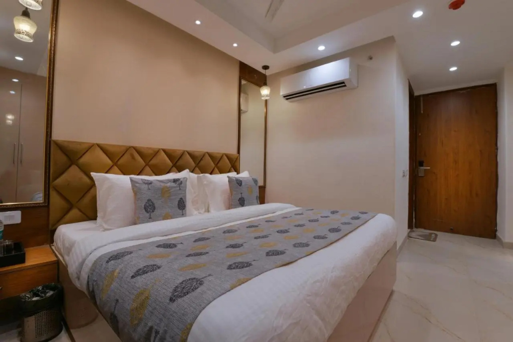 Hotel Leo Saffron
