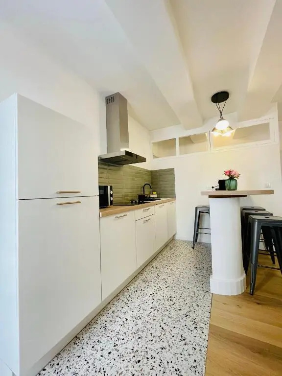Superbe appartement T2 en plein centre d'Ajaccio, rue Fesch
