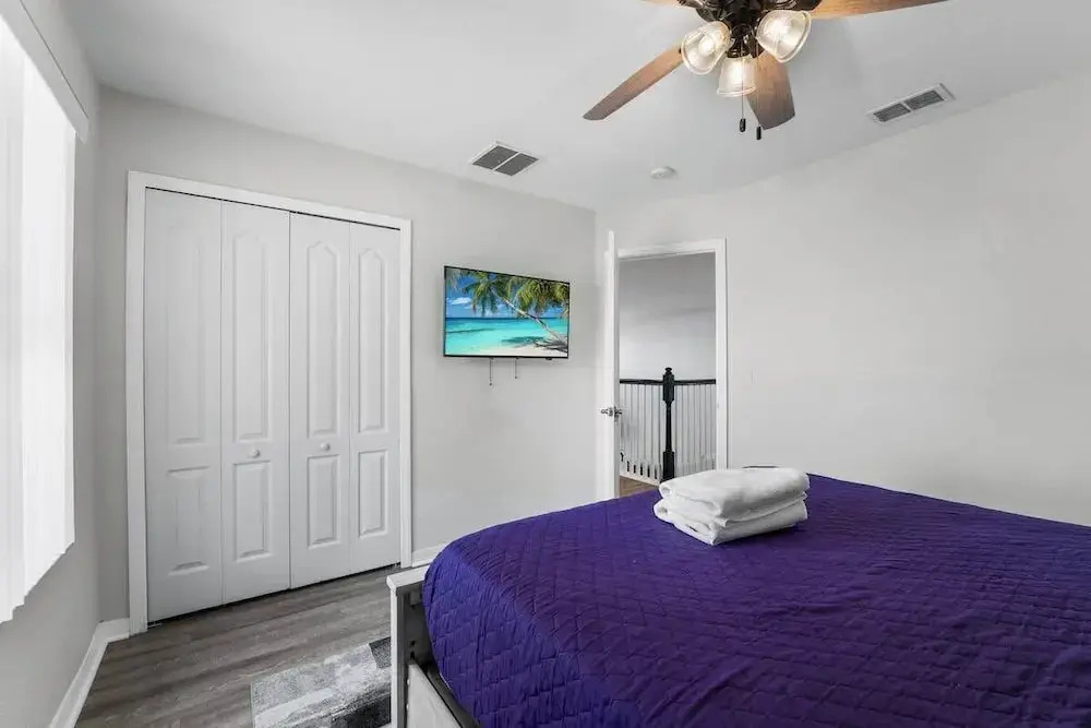 Make Memories in This 6 Bedroom With Private Pool