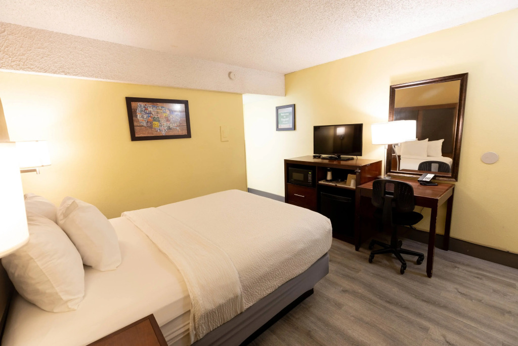 Kings House Motor Hotel, a Dazzler Select by Wyndham