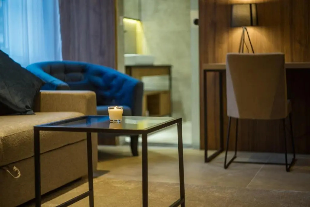 Dezman Luxury Center