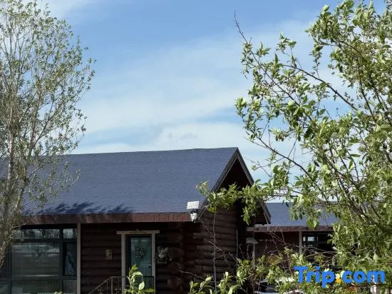 Kirov Forest Cabin Manor