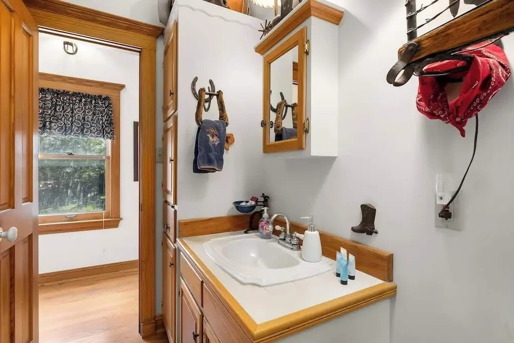 Texas Charm Texana - 15 min Walk to Main
